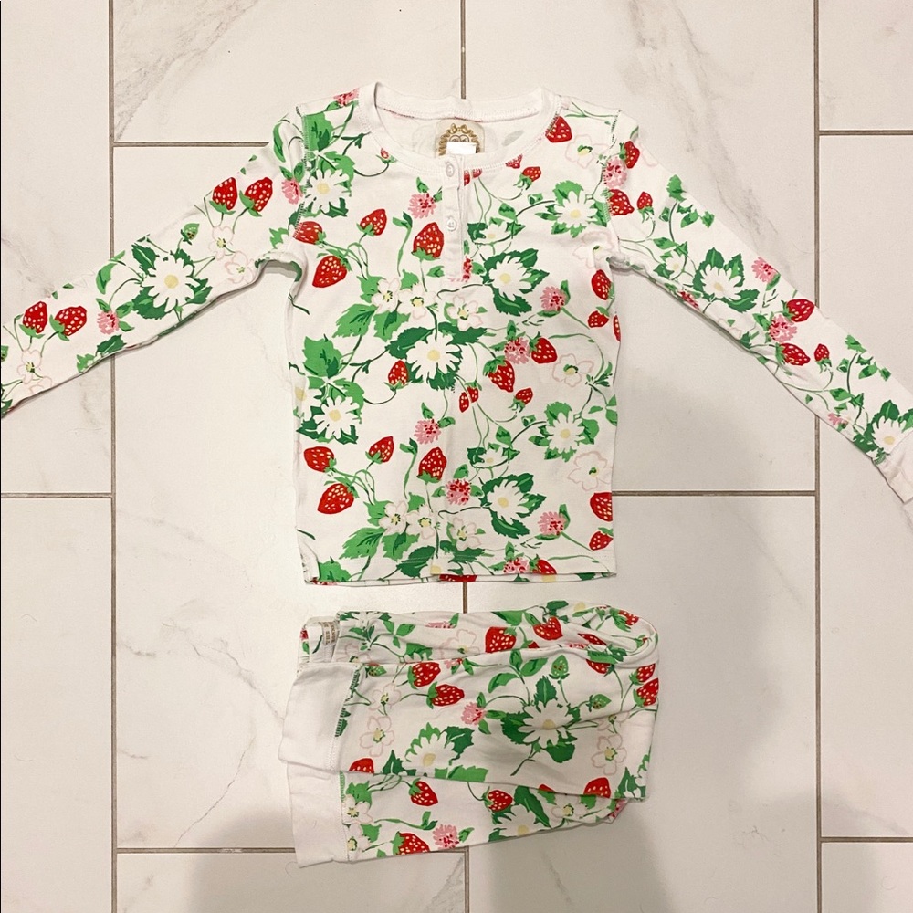 Beaufort Bonnet Strawberry Pajamas